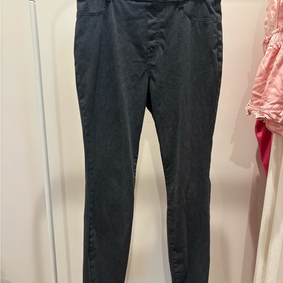 Time & Tru Grey Jeggings - Picture 1 of 3